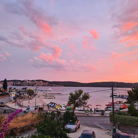 Apartman Simac Okrug Gornji Трогир Экстерьер фото