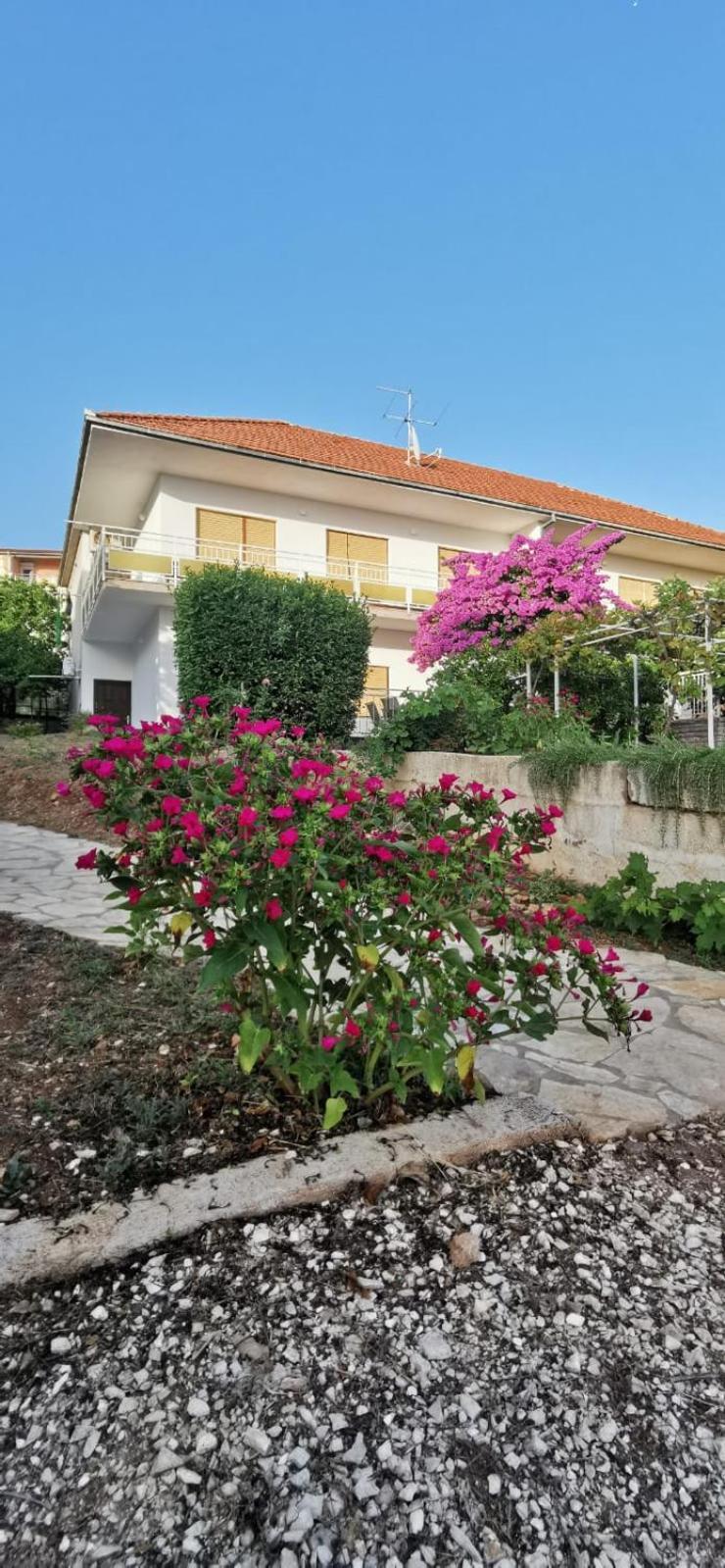 Apartman Simac Okrug Gornji Трогир Экстерьер фото