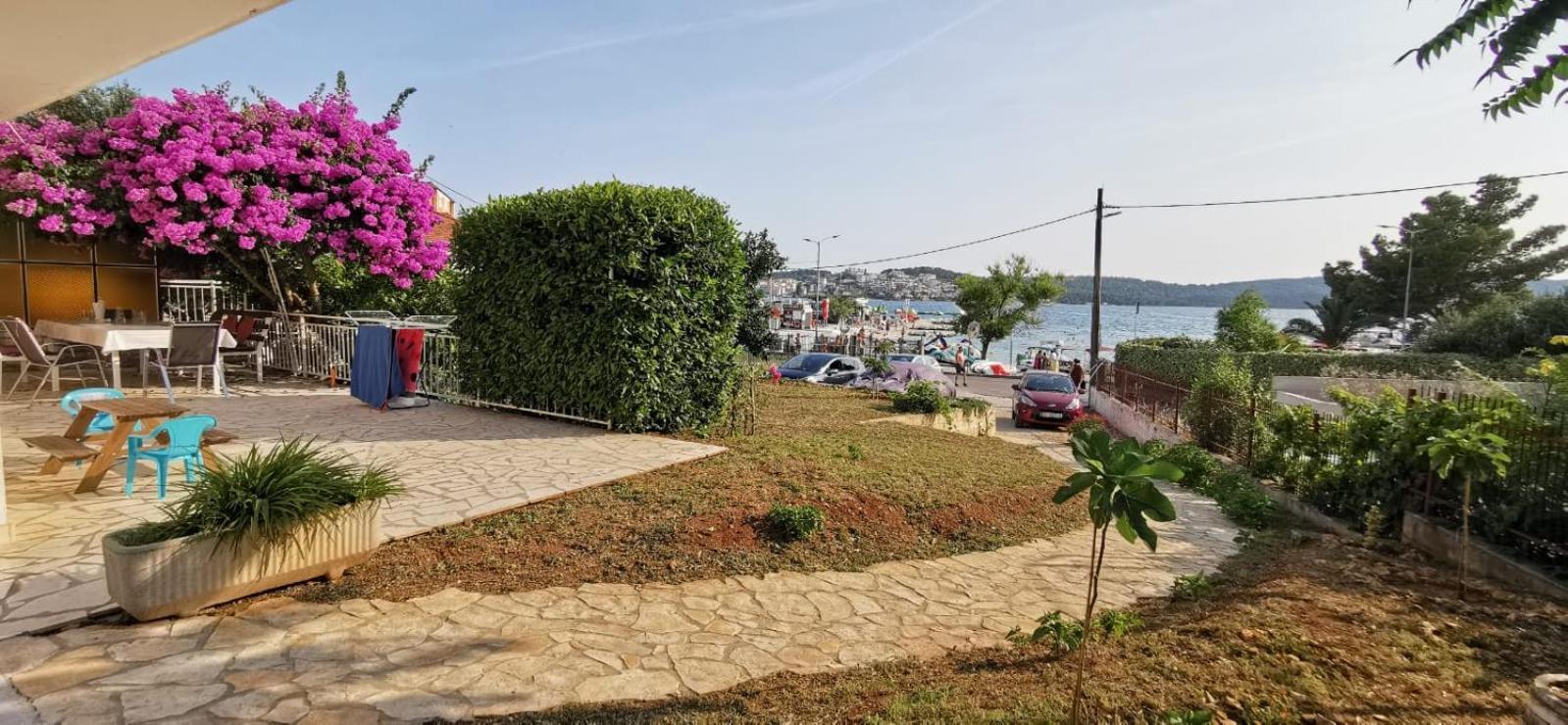 Apartman Simac Okrug Gornji Трогир Экстерьер фото